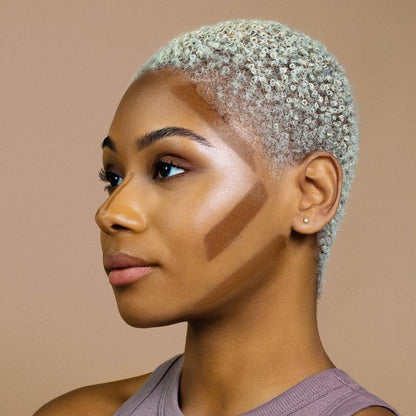 🎨 The Art of Definition: A Curated Bronzer, Blush & Brush Set 🌹