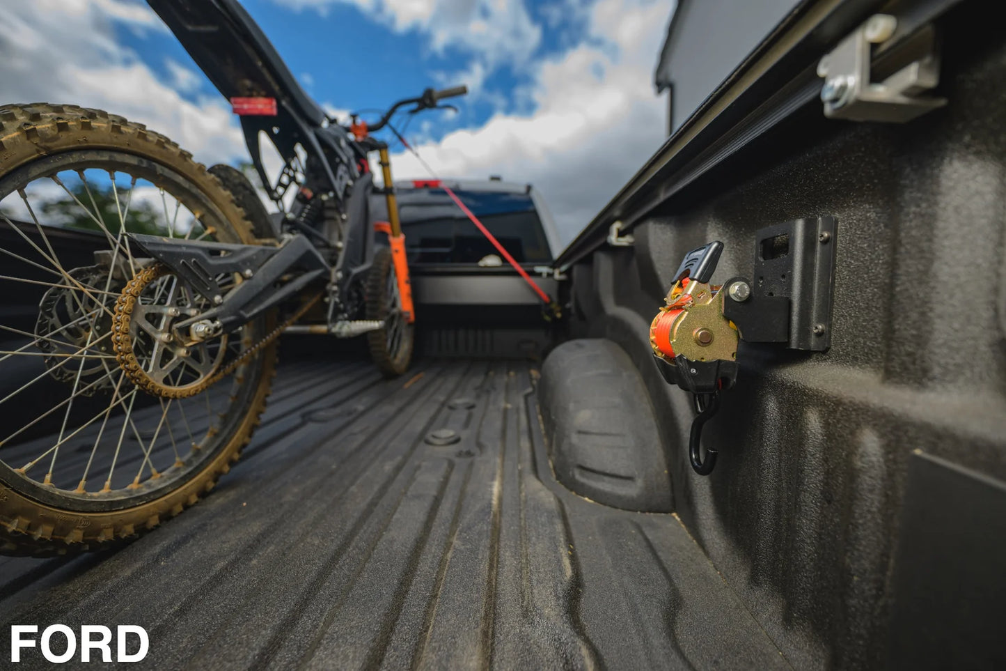 Ultimate Retractable Ratchet Straps for