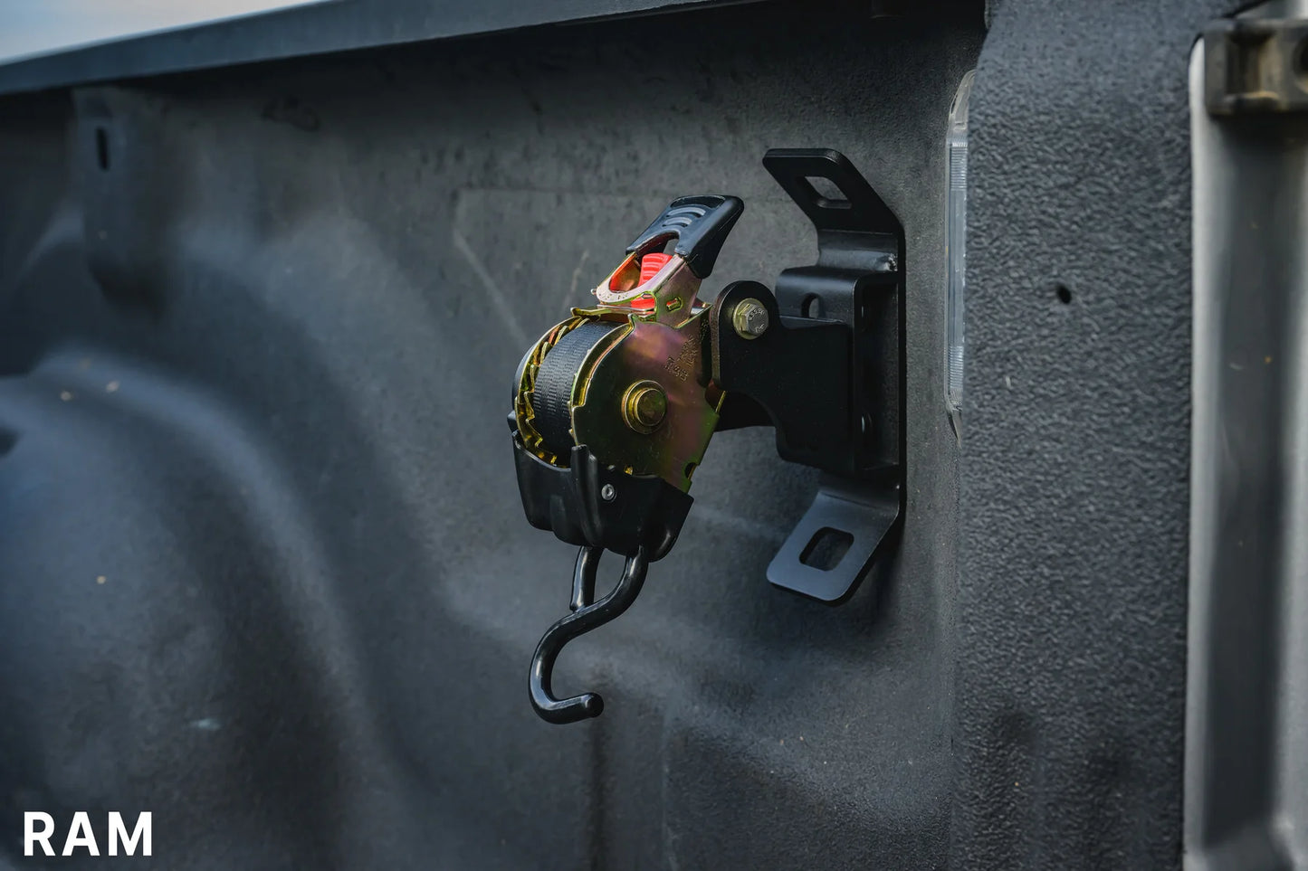 Ultimate Retractable Ratchet Straps for