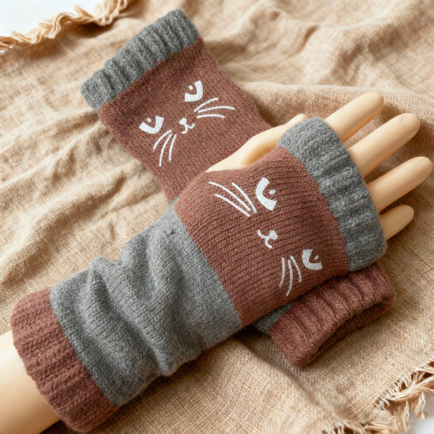 🔥Black Friday Sale Is On Fire!❄️Women’s Knitted Fingerless Gloves with Cute Cat – Cozy, Stylish & Practical Winter Hand Warmers 🐾